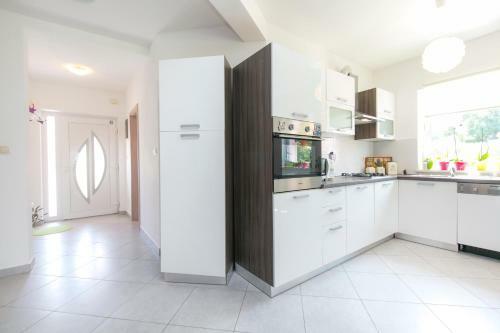 Apartment Elina
