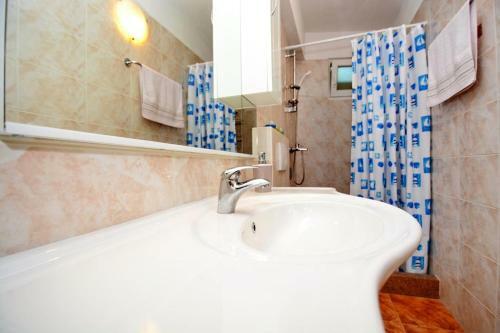 Apartment Kastel Stafilic 11539a