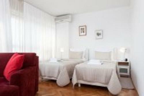 Hostal Apartments Nena