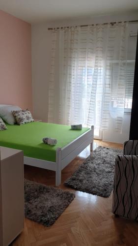 Hostal Apartments Nena