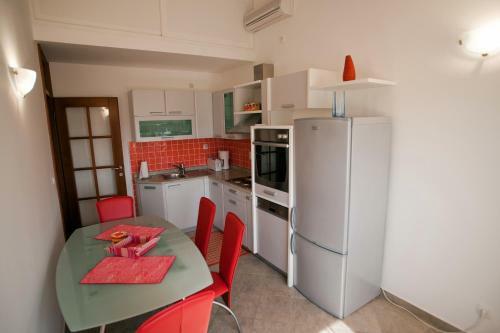 Apartments Marini?