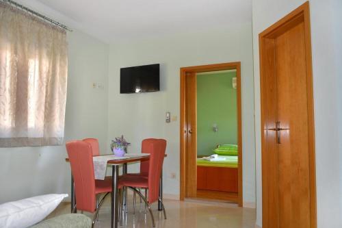 Apartment Makarska 6720b