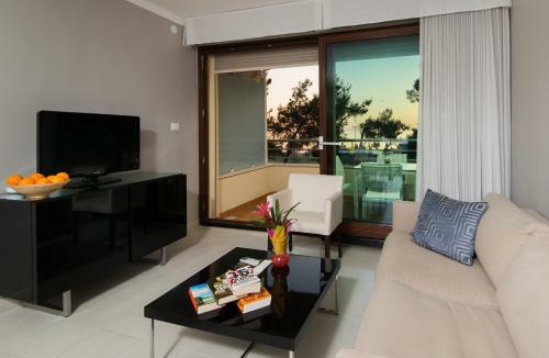 Sunset Apartments