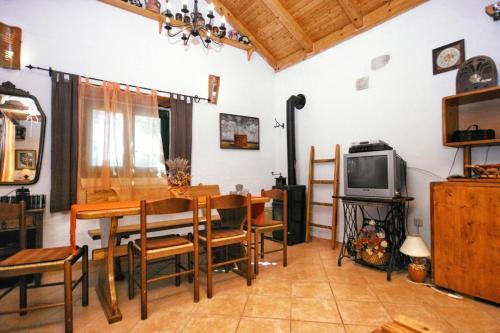 Holiday Home Puharici 6770