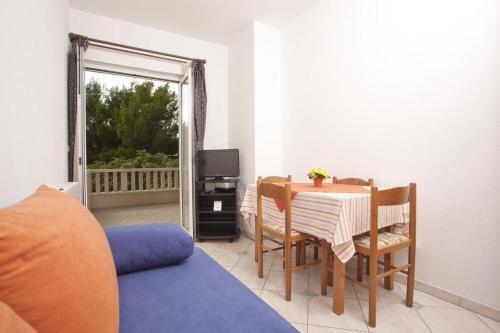 Apartment Brela 6056c
