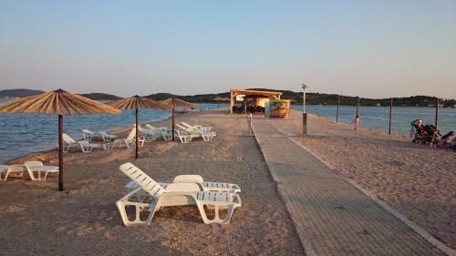 Bed & Breakfast Pansion Karoca