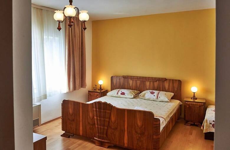 Hostal Pansion Epetium