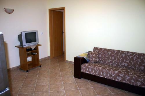 Apartment Sumber 1