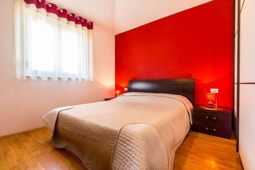 Orange Apartment