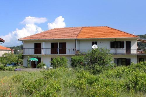Apartment Jelsa 2068a