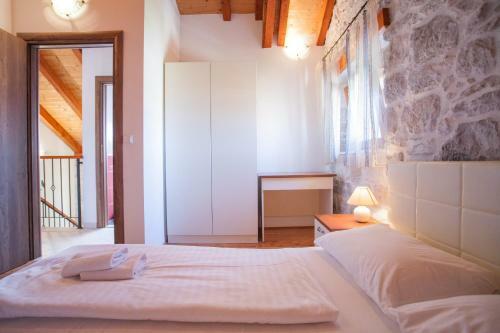 Hostal Apartments And Rooms Marino