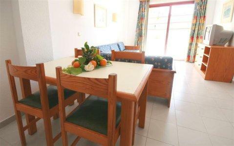 Apartamentos El Lago