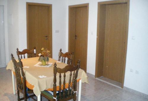 Apartment Privlaka 667b