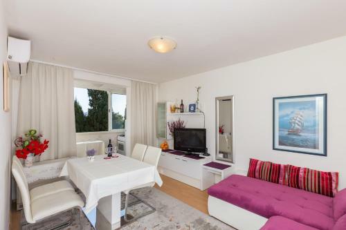 Apartment Nina
