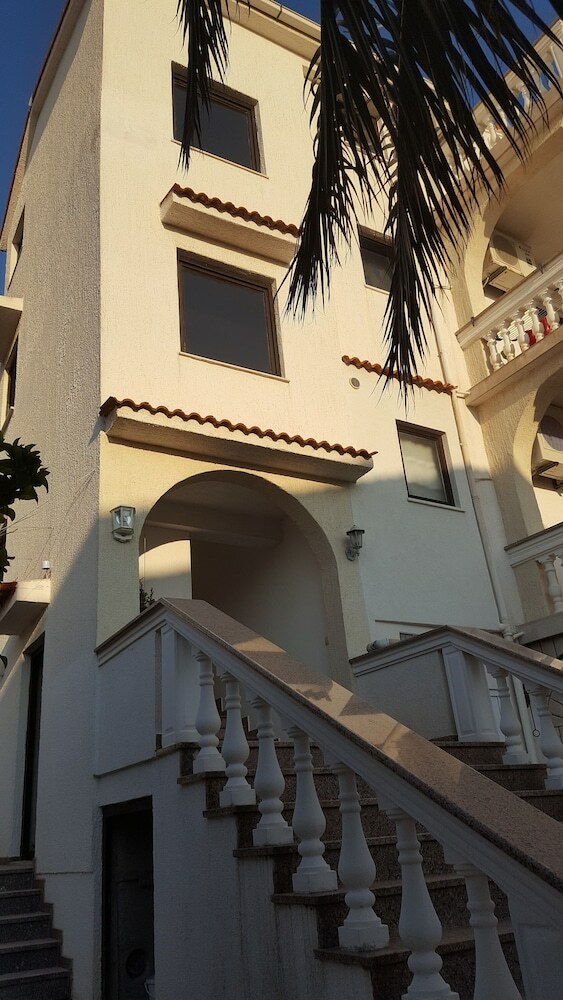 Apartments Birdy
