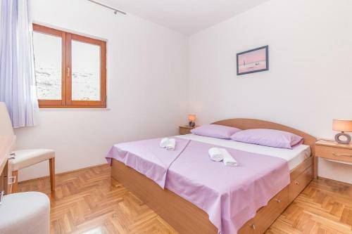 Apartment Kastel Kambelovac 11678a