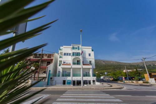Ringo Apartments