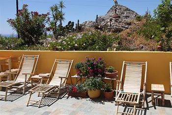 Aris Hotel