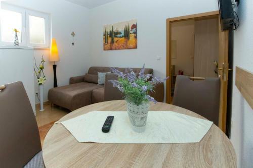 Hostal Apartments Matea