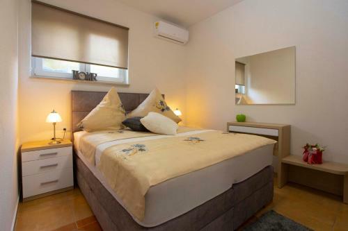Hostal Apartments Matea