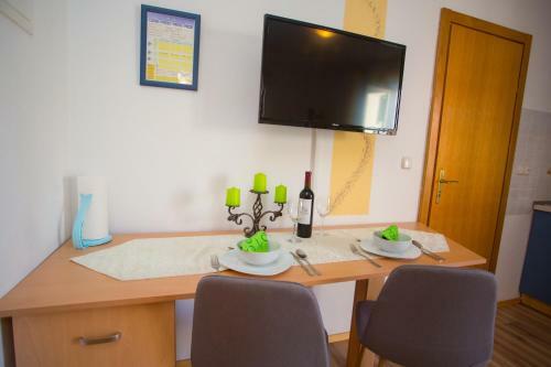 Hostal Apartments Matea