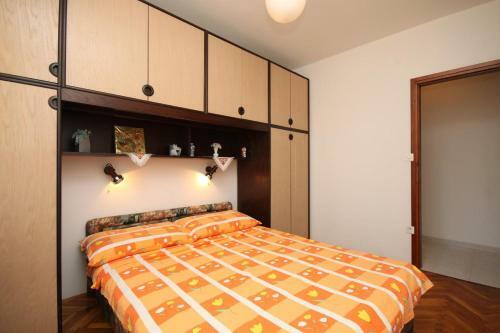 Apartment Novalja 6490c
