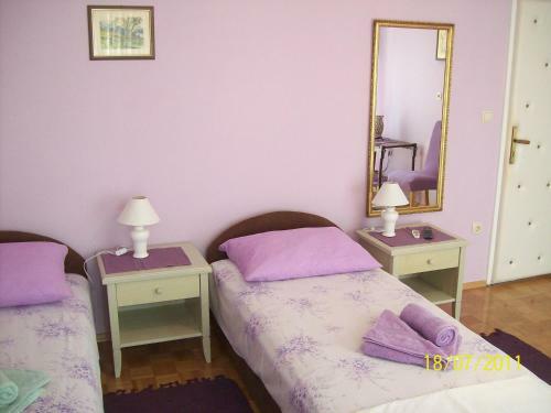 Devivi Apartments