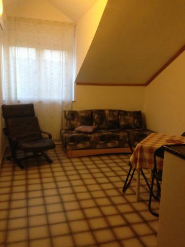Hostal Guest House Alek
