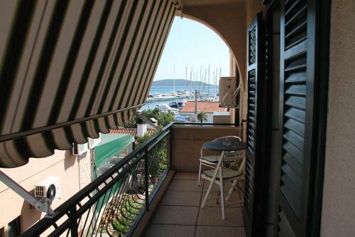 Apartments Artina