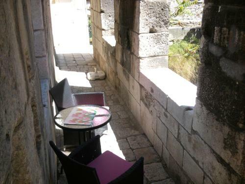 Private Apartments In Diocletians Palace