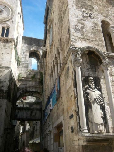 Private Apartments In Diocletians Palace