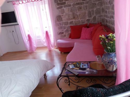 Private Apartments In Diocletians Palace