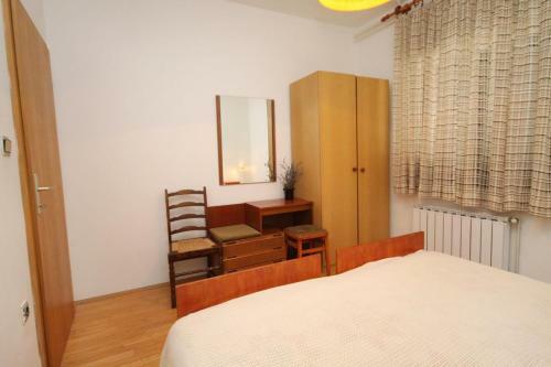 Apartment Smrika 2365a
