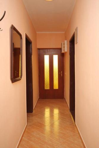Apartments With A Parking Space Umag - 7073