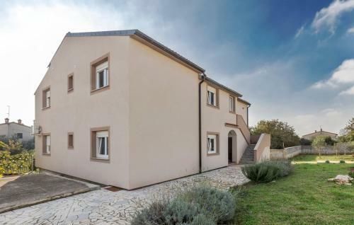 Apartment Matea
