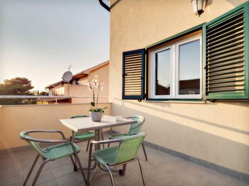 Apartments Zizic