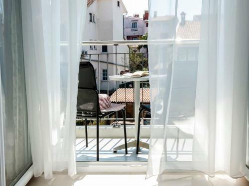 Apartments Anamar