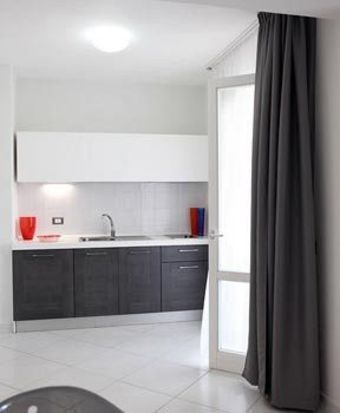 Hotel Residence Brezza Di Grecale