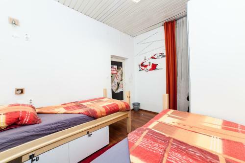 Palmers Lodge Hostel