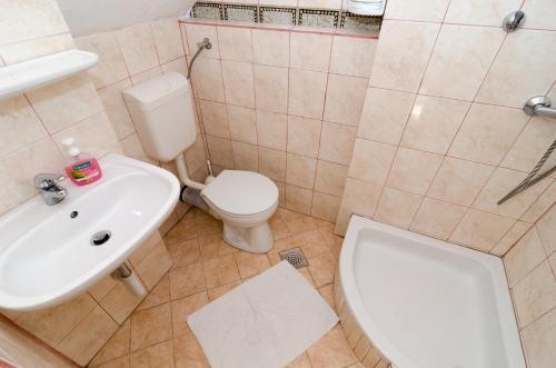 Hostal Guest House Misita