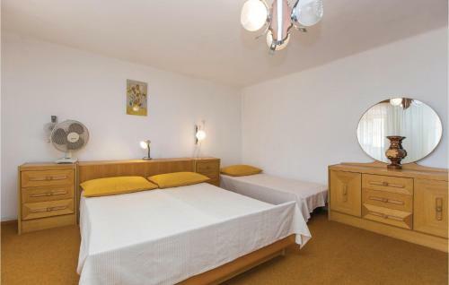 Holiday Home Plomin 12