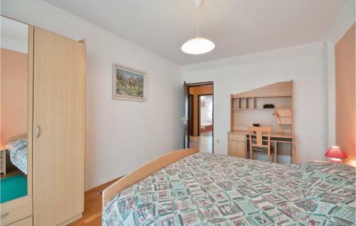 Apartment Fazana With Fireplace 03