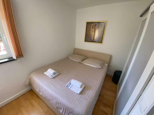 Apartment Ornela