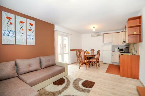 Apartment Orlovi? Old Town