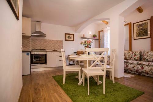 Apartment Premsai