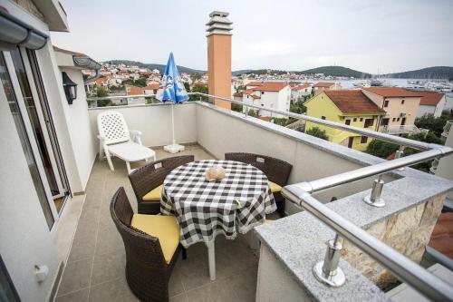 Apartment Rogoznica 2669c