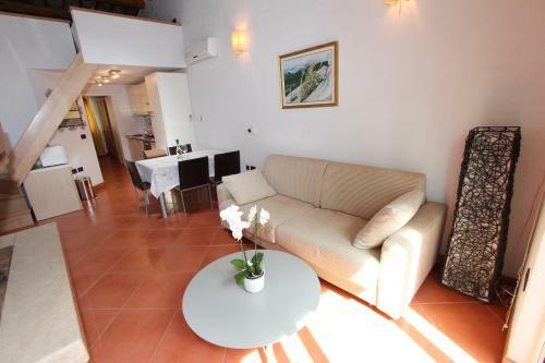 Hostal Apartments Villa Buric