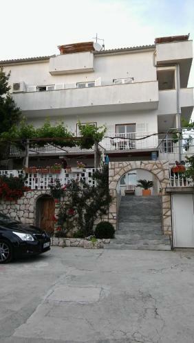 Apartment Lopar