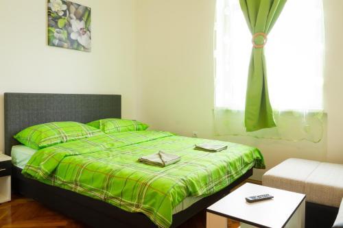 Palmers Apartments And Rooms