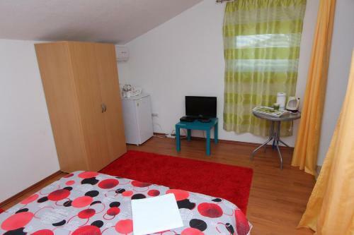 Hostal Rooms And Apartments Sally